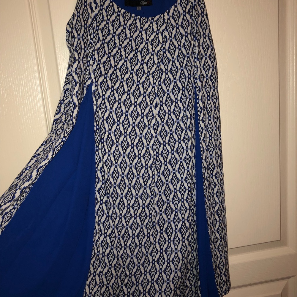 Sundress - Picture 2 of 4